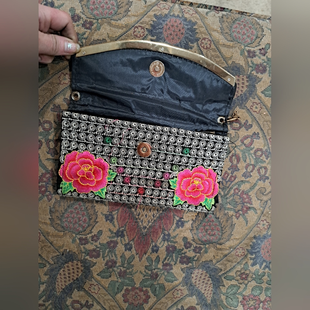 Wallet - Picture 3 of 9